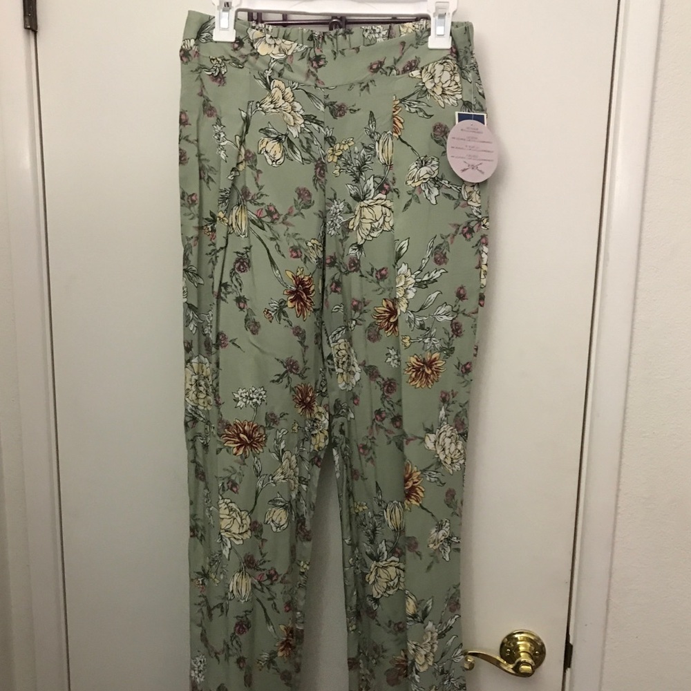 Boot cut patterned pants NWT